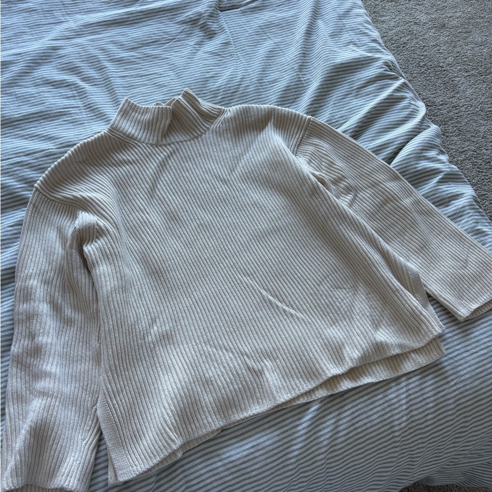 Gap 100% cotton cream sweater